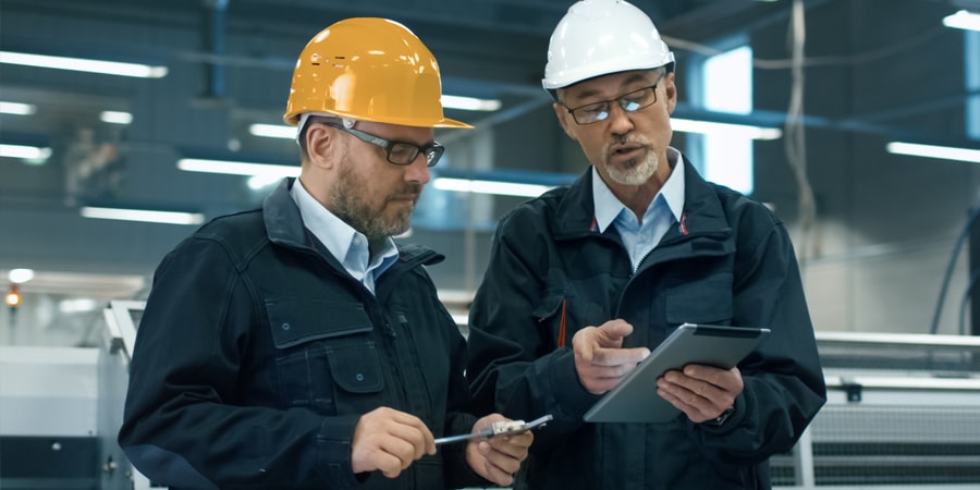 Manufacturers Reviewing Quality Software on Ipad